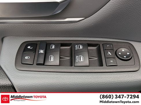 Used 2022 RAM 1500 Big Horn image 12