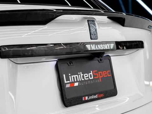 Used 2025 Rolls-Royce Cullinan image 17