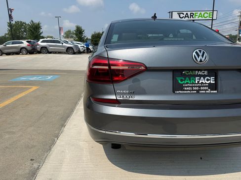 Used 2019 Volkswagen Passat 2.0T Wolfsburg FWD image 9