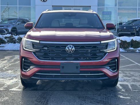 Certified 2025 Volkswagen Atlas Cross Sport SEL Premium R-Line image 2