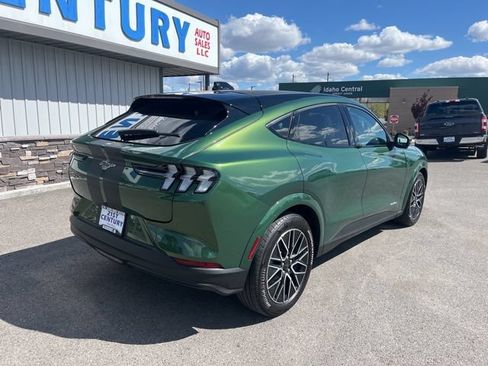 Used 2025 Ford Mustang Mach-E Premium AWD/4WD image 11