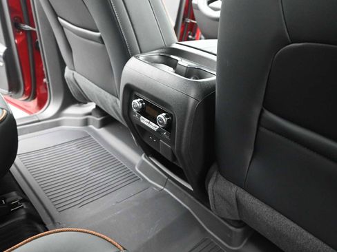 New 2026 GMC Acadia AT4 w/ Luxury Package image 25