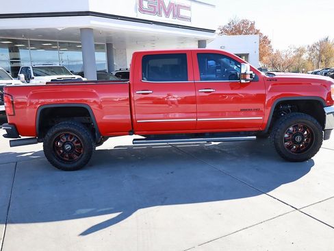 Used 2016 GMC Sierra 2500 SLT w/ Duramax Plus Package image 7