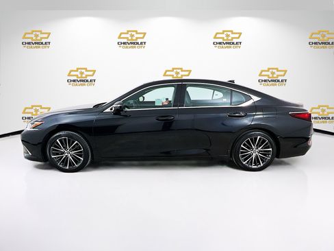 Used 2022 Lexus ES 350 w/ Premium Package image 4