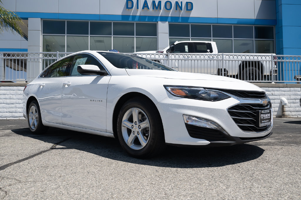 Used 2023 Chevrolet Malibu LT FWD image 1