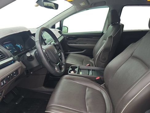 Used 2024 Honda Odyssey Elite image 12