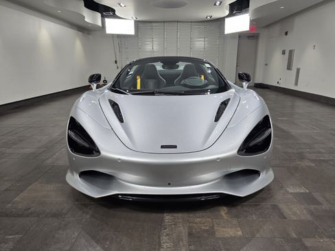 New 2027 McLaren 750S Spider RWD image 2