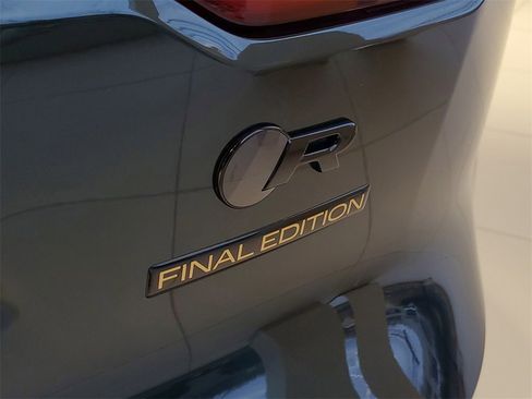 New 2024 Jaguar F-TYPE R image 7