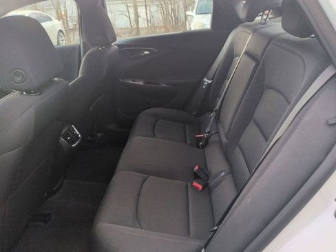Used 2024 Chevrolet Malibu LT image 25