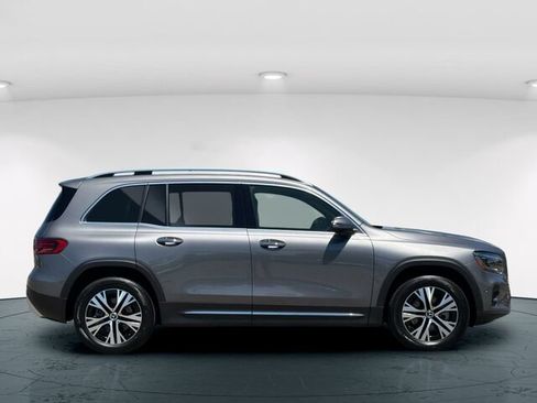 Used 2026 Mercedes-Benz GLB 250 image 8