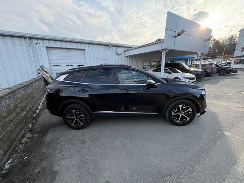 Used 2023 Kia Sportage EX w/ EX Premium Package image 6