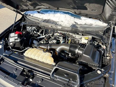 Used 2023 Ford F150 XLT w/ Equipment Group 302A High image 10