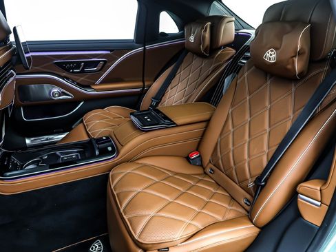 Used 2026 Mercedes-Benz Maybach S 680 4MATIC image 8