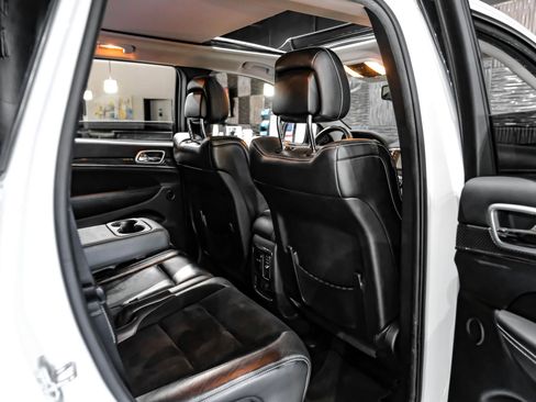 Used 2013 Jeep Grand Cherokee SRT8 image 32