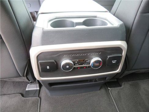 Used 2024 Ford Expedition Max Limited AWD/4WD image 10