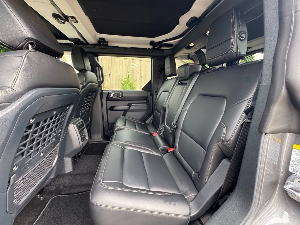 Used 2025 Ford Bronco Badlands AWD/4WD image 35