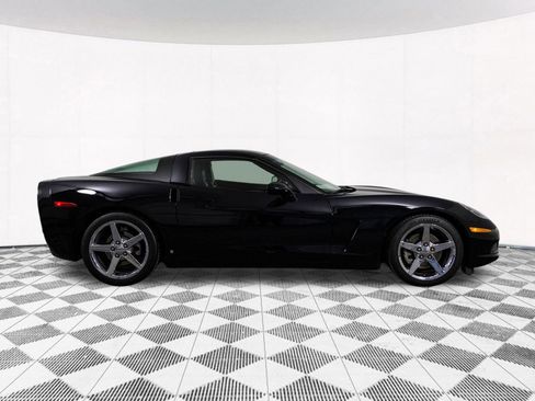 Used 2007 Chevrolet Corvette Coupe image 16
