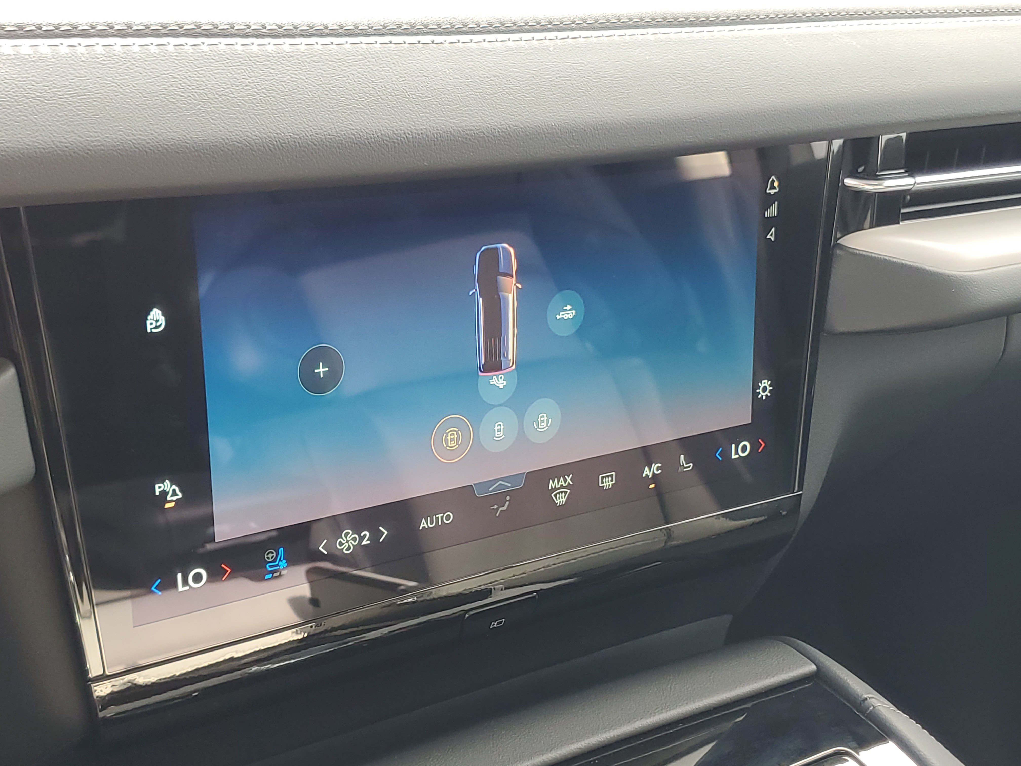 New 2027 Lincoln Navigator Reserve AWD/4WD image 24