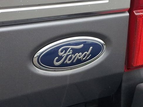 Certified 2022 Ford F350 Platinum w/ FX4 Off-Road Package AWD/4WD image 31