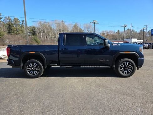 Used 2021 GMC Sierra 2500 AT4 w/ AT4 Premium Plus Package image 8
