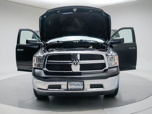 Used 2024 RAM 1500 Classic SLT AWD/4WD image 17