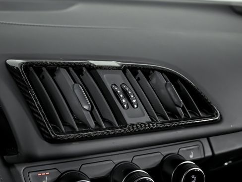 Used 2020 Audi R8 V10 performance image 39