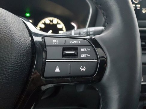 Certified 2023 Honda Pilot Touring image 17