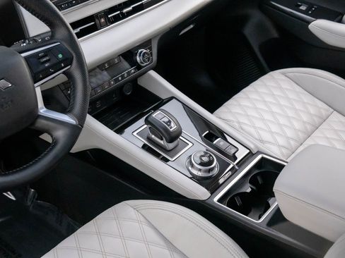 Used 2022 Mitsubishi Outlander SEL image 11