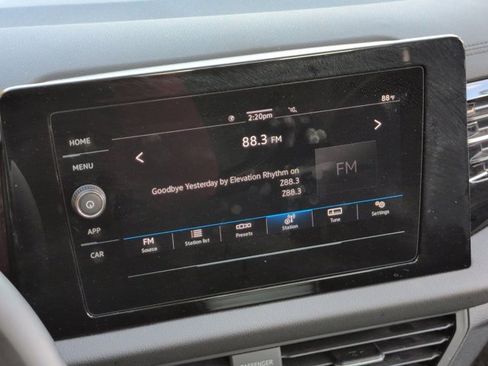 Used 2025 Volkswagen Jetta S image 17