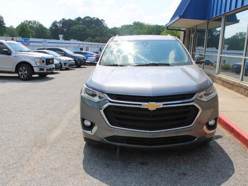 Used 2021 Chevrolet Traverse Premier FWD image 4