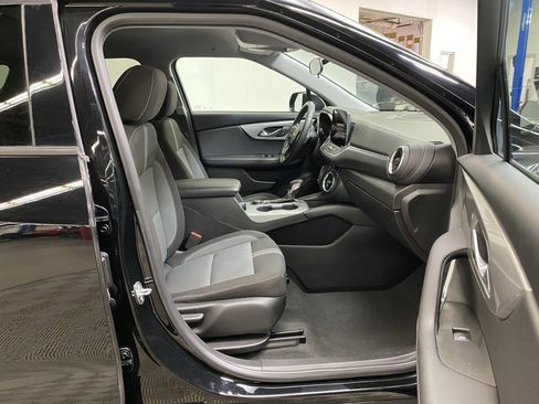 Used 2023 Chevrolet Blazer LT image 12