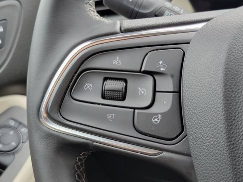 Used 2025 Buick Encore GX Preferred w/ Comfort Package AWD/4WD image 21