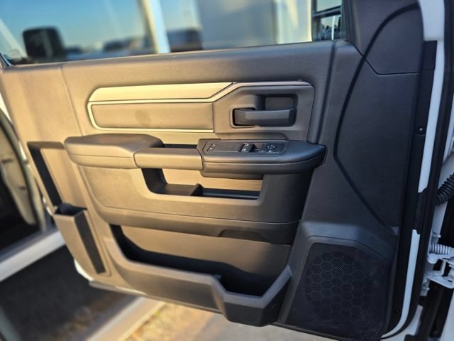Used 2025 RAM 5500 Tradesman AWD/4WD image 14