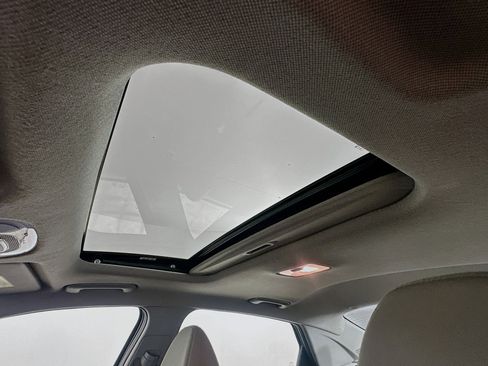 Used 2025 Hyundai Elantra SEL FWD image 26