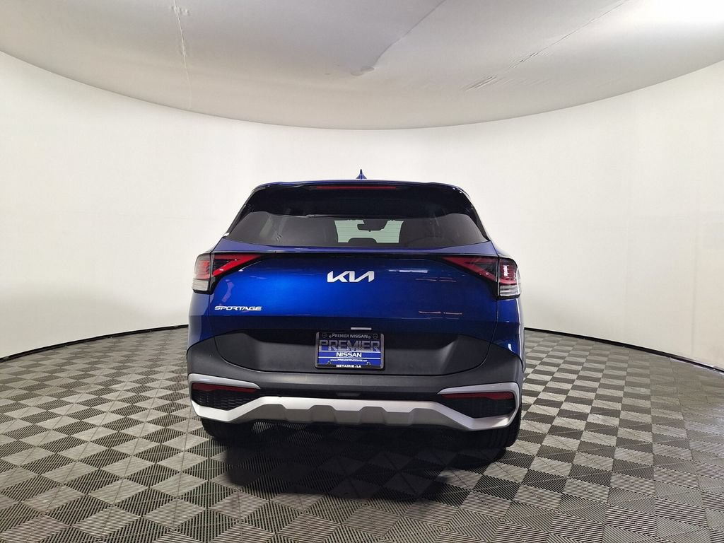 Used 2025 Kia Sportage EX FWD image 7