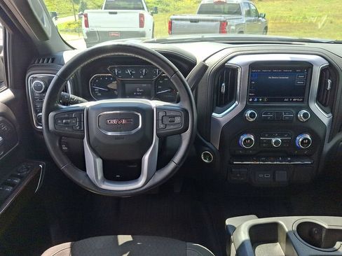 Used 2020 GMC Sierra 1500 Elevation w/ Elevation Value Package AWD/4WD image 11