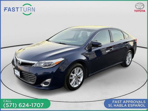 Used 2013 Toyota Avalon XLE image 16