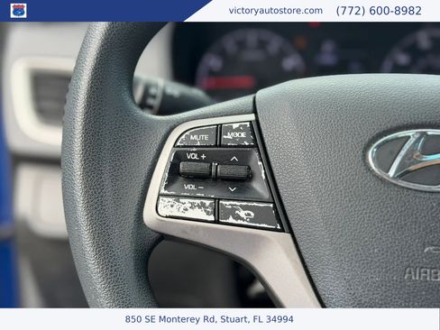 Used 2018 Hyundai Accent SE FWD image 17