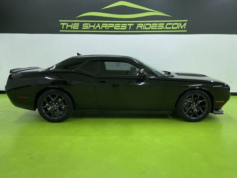 Used 2022 Dodge Challenger R/T w/ Blacktop Package image 11