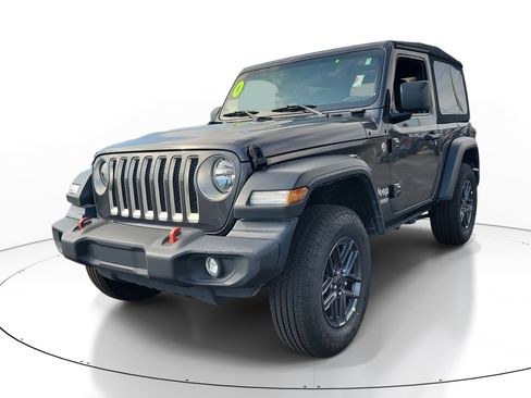 Used 2020 Jeep Wrangler Sport image 3