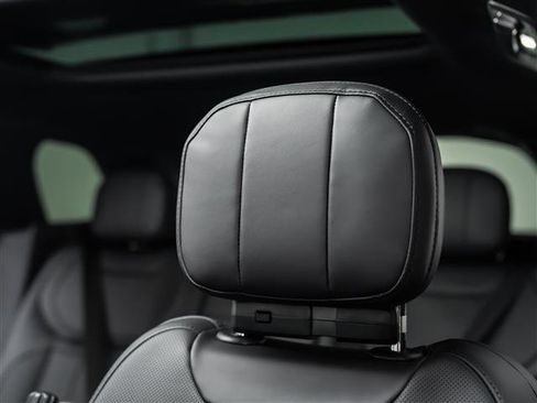 New 2026 Land Rover Range Rover Sport SE image 14