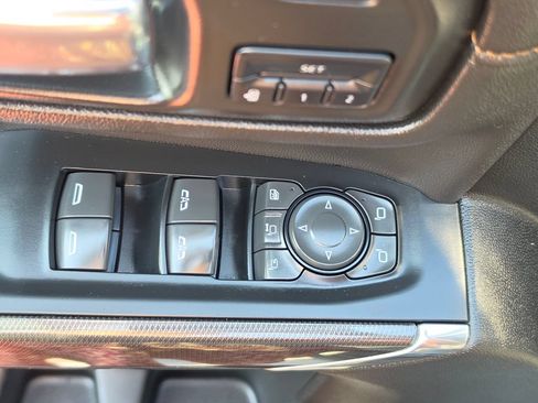 Used 2023 GMC Sierra 2500 AT4 w/ AT4 Premium Plus Package AWD/4WD image 15