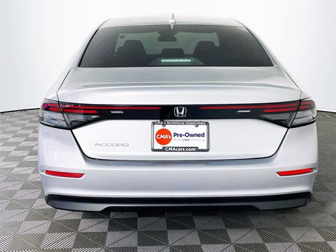 Used 2024 Honda Accord EX image 9