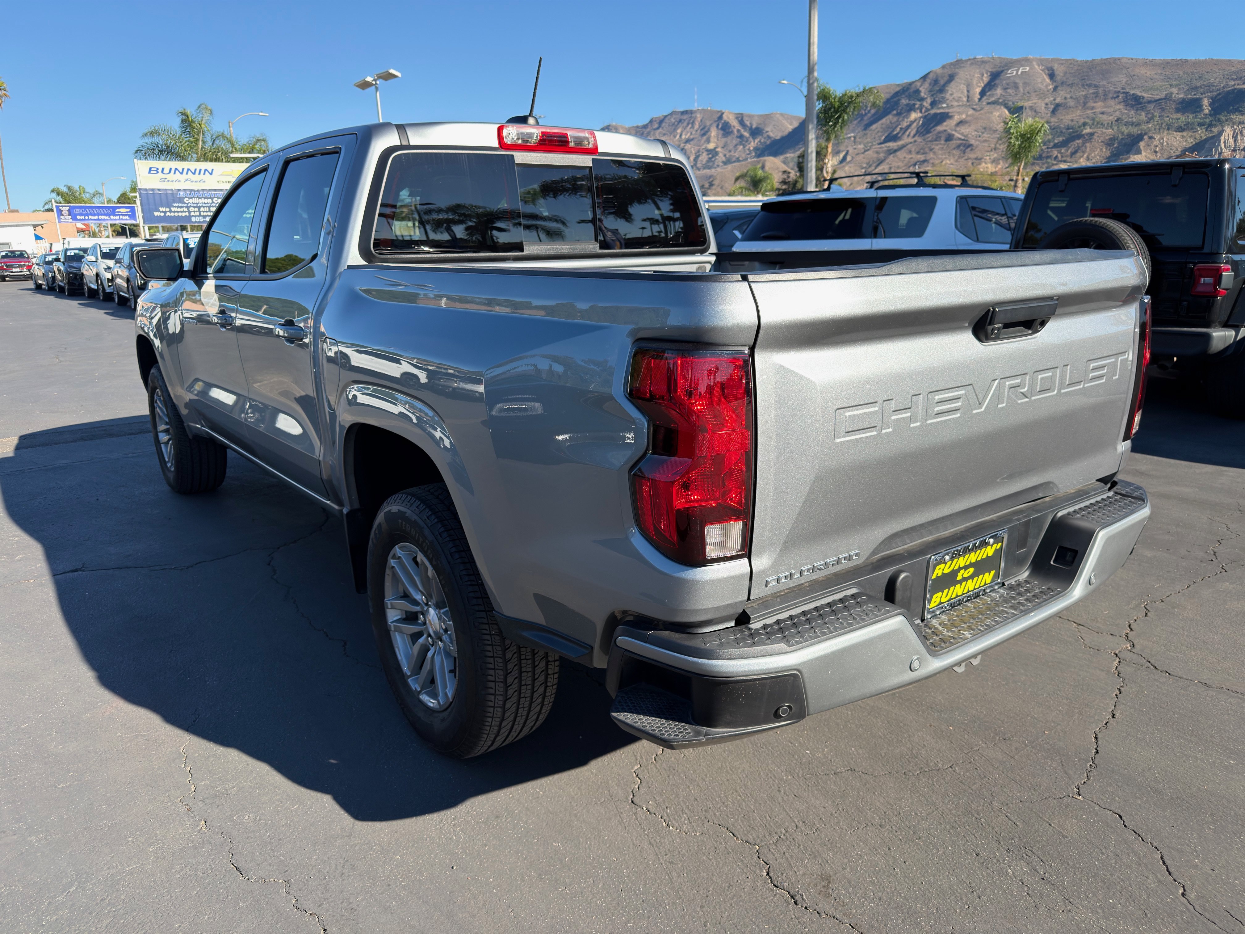 Used 2026 Chevrolet Colorado LT RWD image 6
