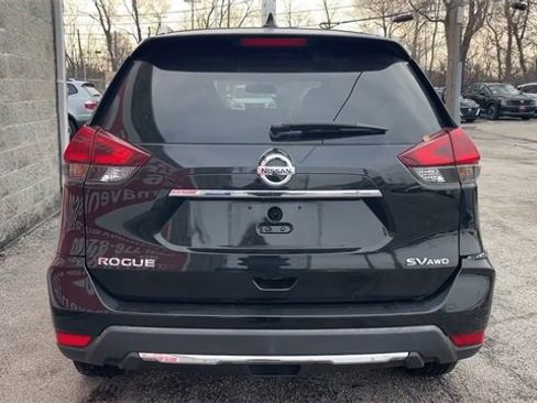Used 2018 Nissan Rogue SV image 23
