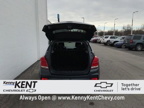 Used 2021 Chevrolet Trax LT image 7