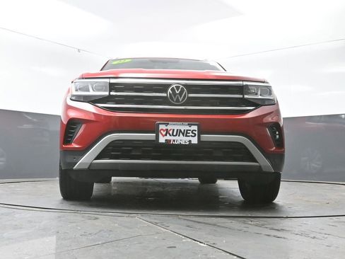 Used 2022 Volkswagen Atlas Cross Sport SE image 53