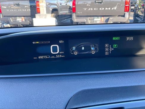 Used 2017 Toyota Prius Two image 26