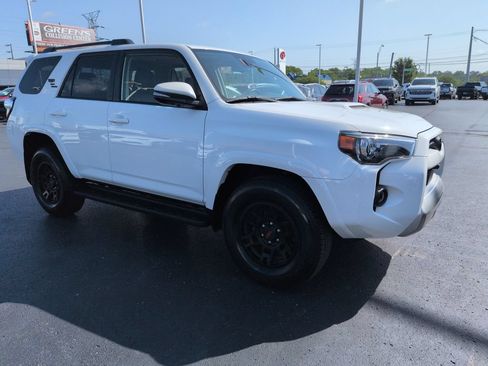 Certified 2024 Toyota 4Runner TRD Off-Road Premium w/ Off Road Premium Plus Package AWD/4WD image 7