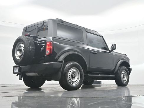 Used 2022 Ford Bronco 2-Door AWD/4WD image 33